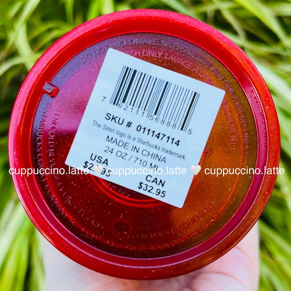 ❤️LAST ONE🤍Starbucks 2023 Holiday Candy Cane Gift Wrap Glitter Striped Tumbler - Picture 6 of 6